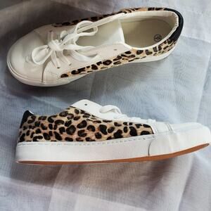 Animal print sneakers size 9